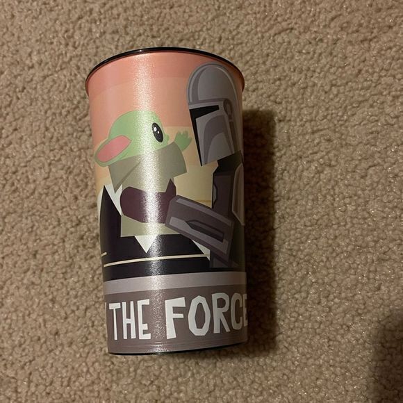 4/$25 NWT Star Wars 'May the force‎ be with you' Cup 22 oz - Picture 2 of 4